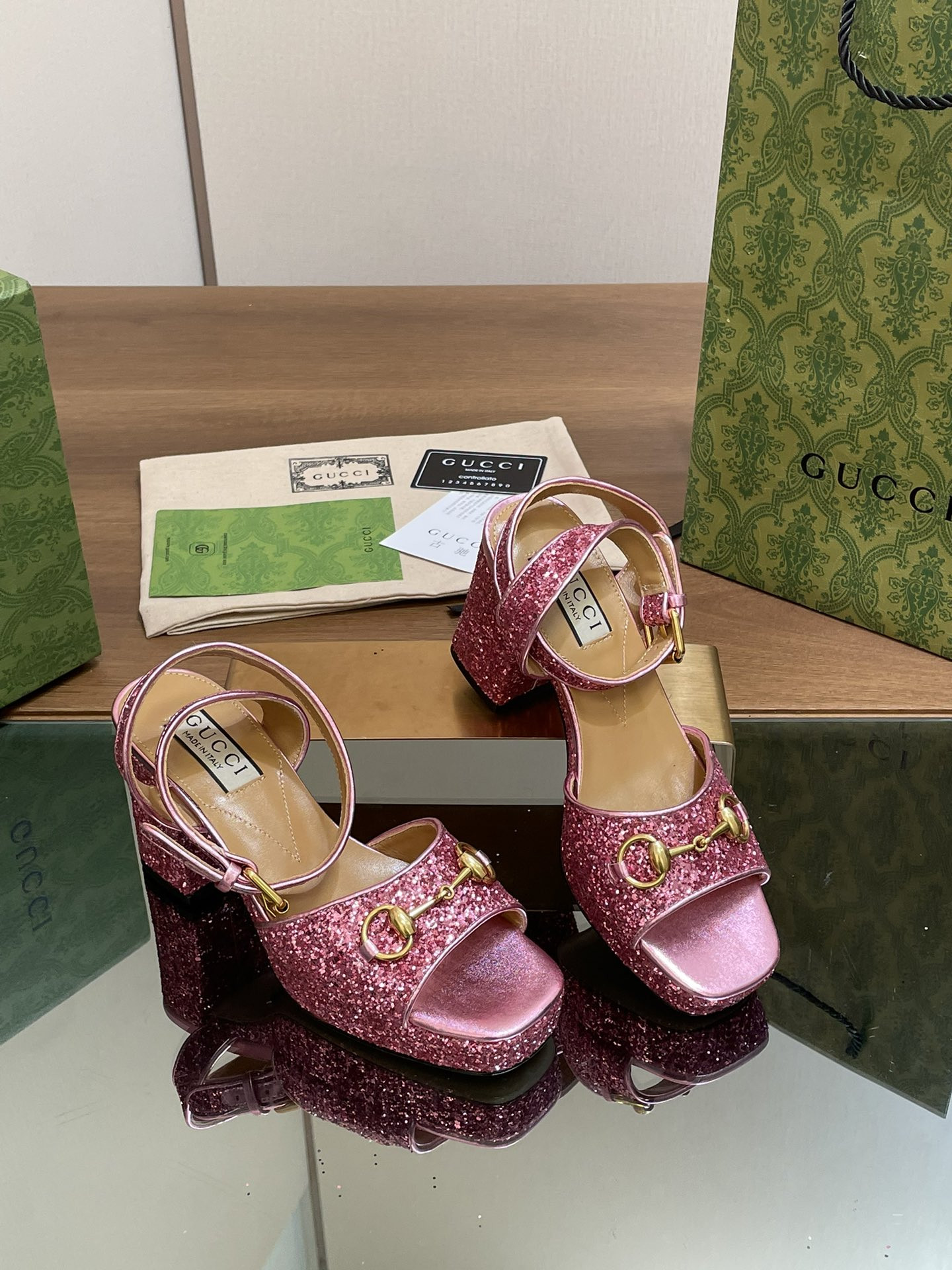UA Gvc*1 HORSEBIT PLATFORM SANDAL