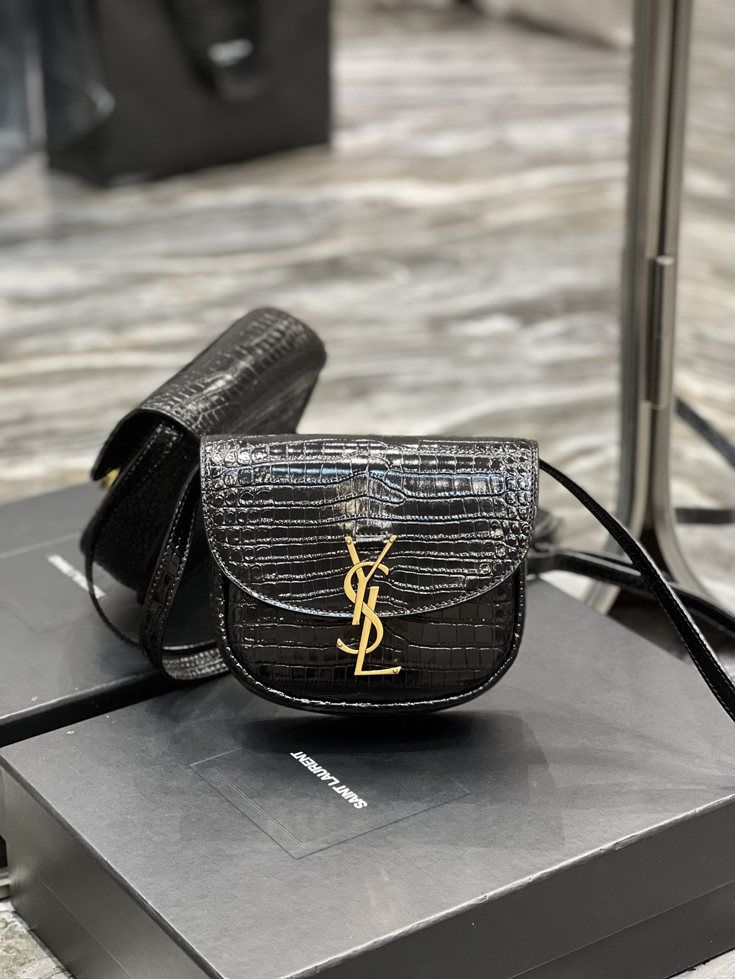 Y51 KAIA SMALL SATCHEL IN SMOOTH LEATHER 7.2 X 6.1 X 2.1 INCHES