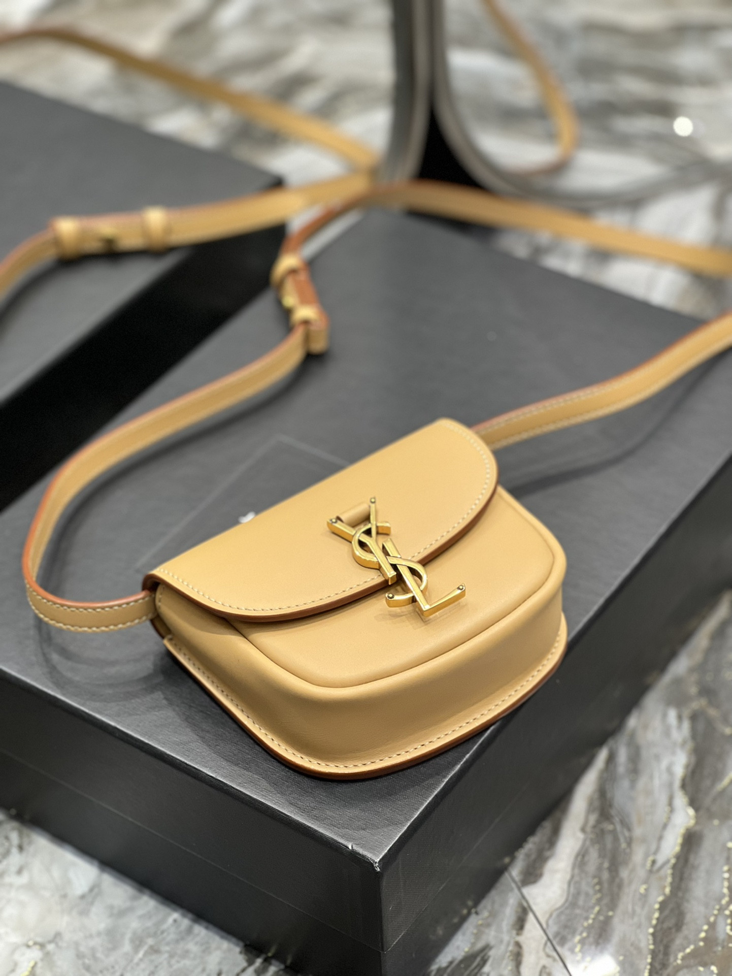 Y51 KAIA SMALL SATCHEL IN SMOOTH LEATHER 15x14x4.5cm