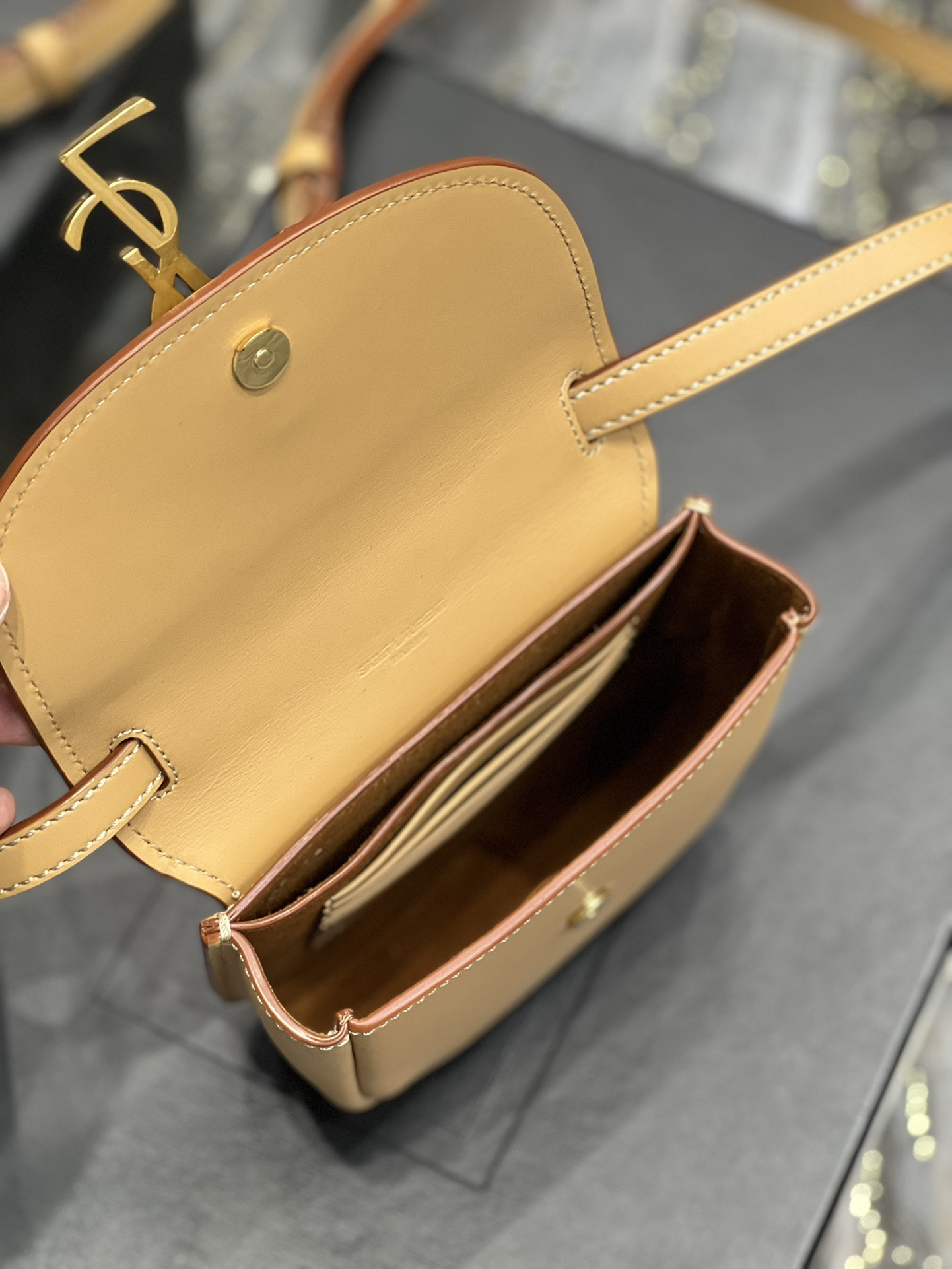 Y51 KAIA SMALL SATCHEL IN SMOOTH LEATHER 15x14x4.5cm
