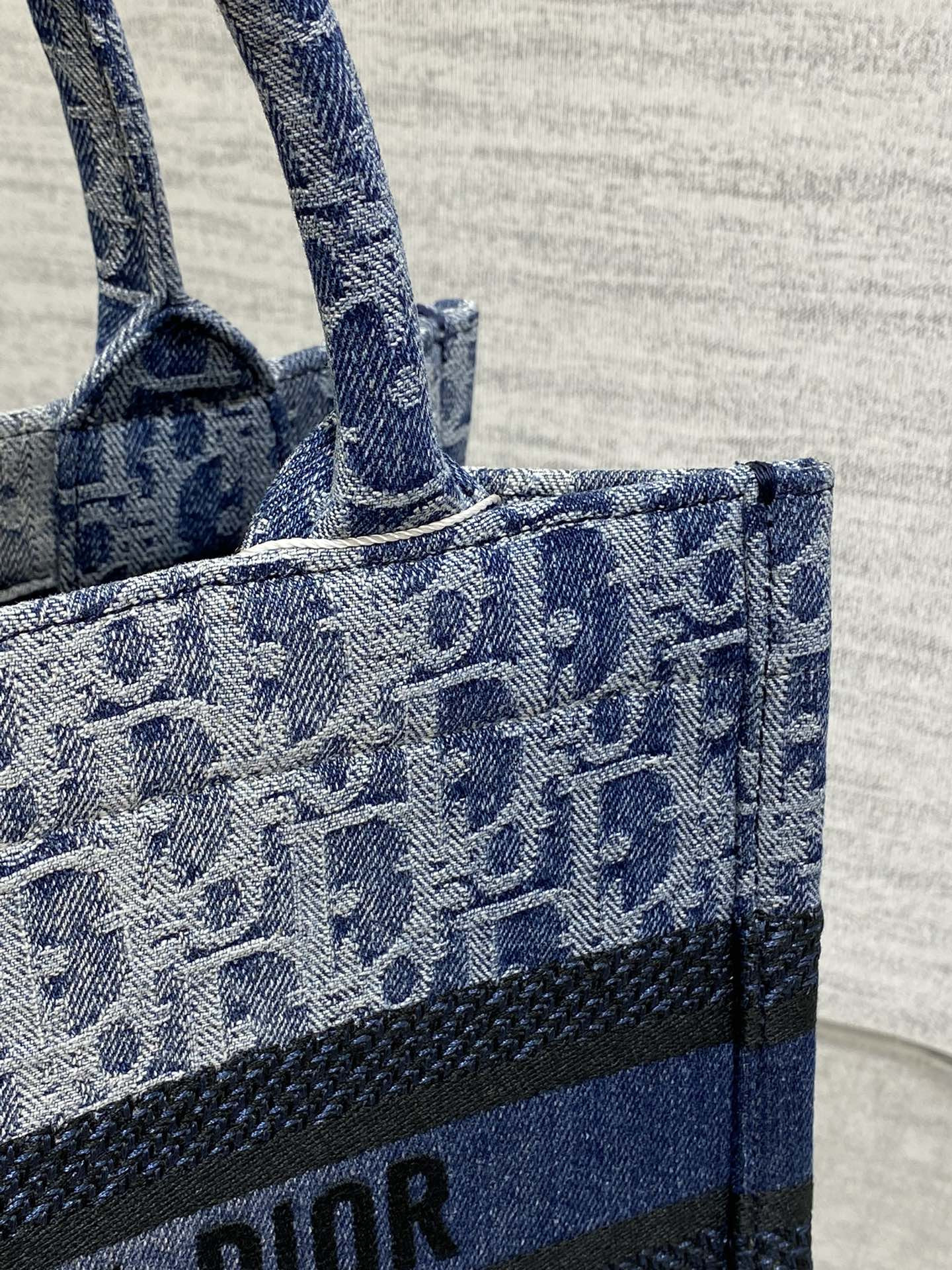 large d10r book tote blue De*1m d10r oblique jacquard 26x8x22cm