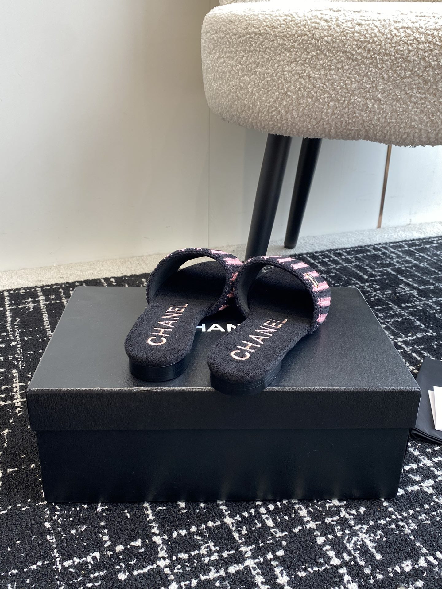 UA Ch**el WOMEN