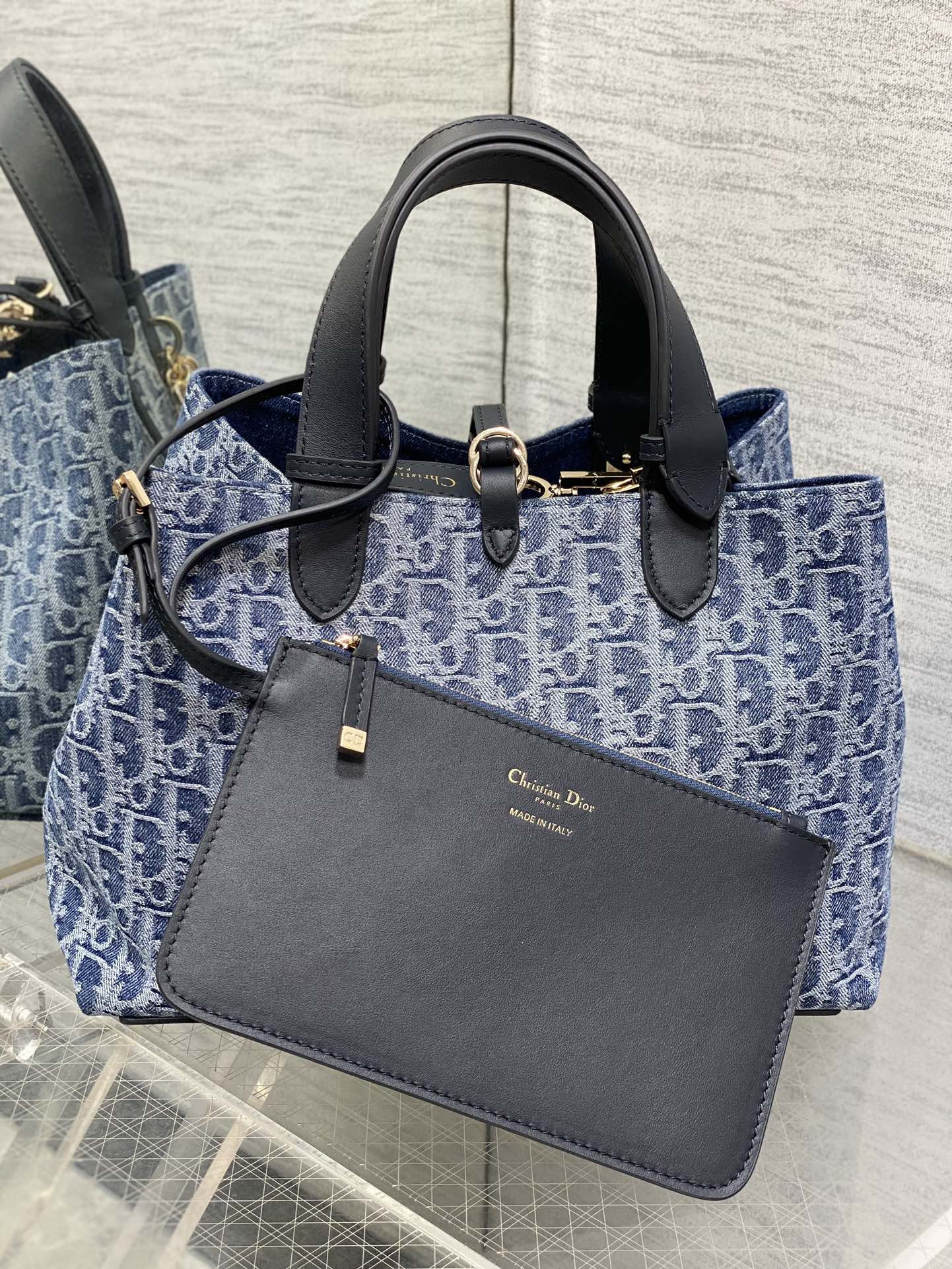 medium d10r toujours bag blue De*1m d10r oblique jacquard 28.5 x 21.5 x 17 cm
