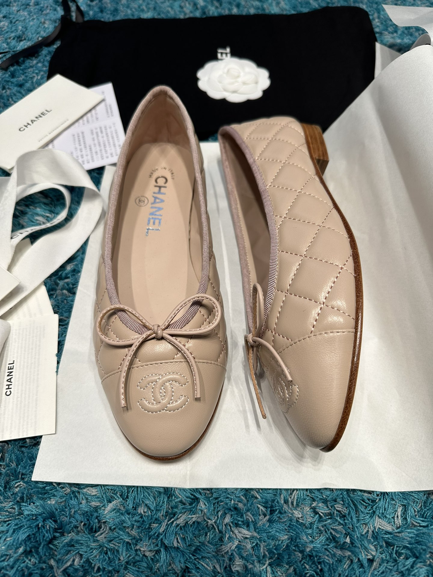 UA Ch**el BALLET FLATS