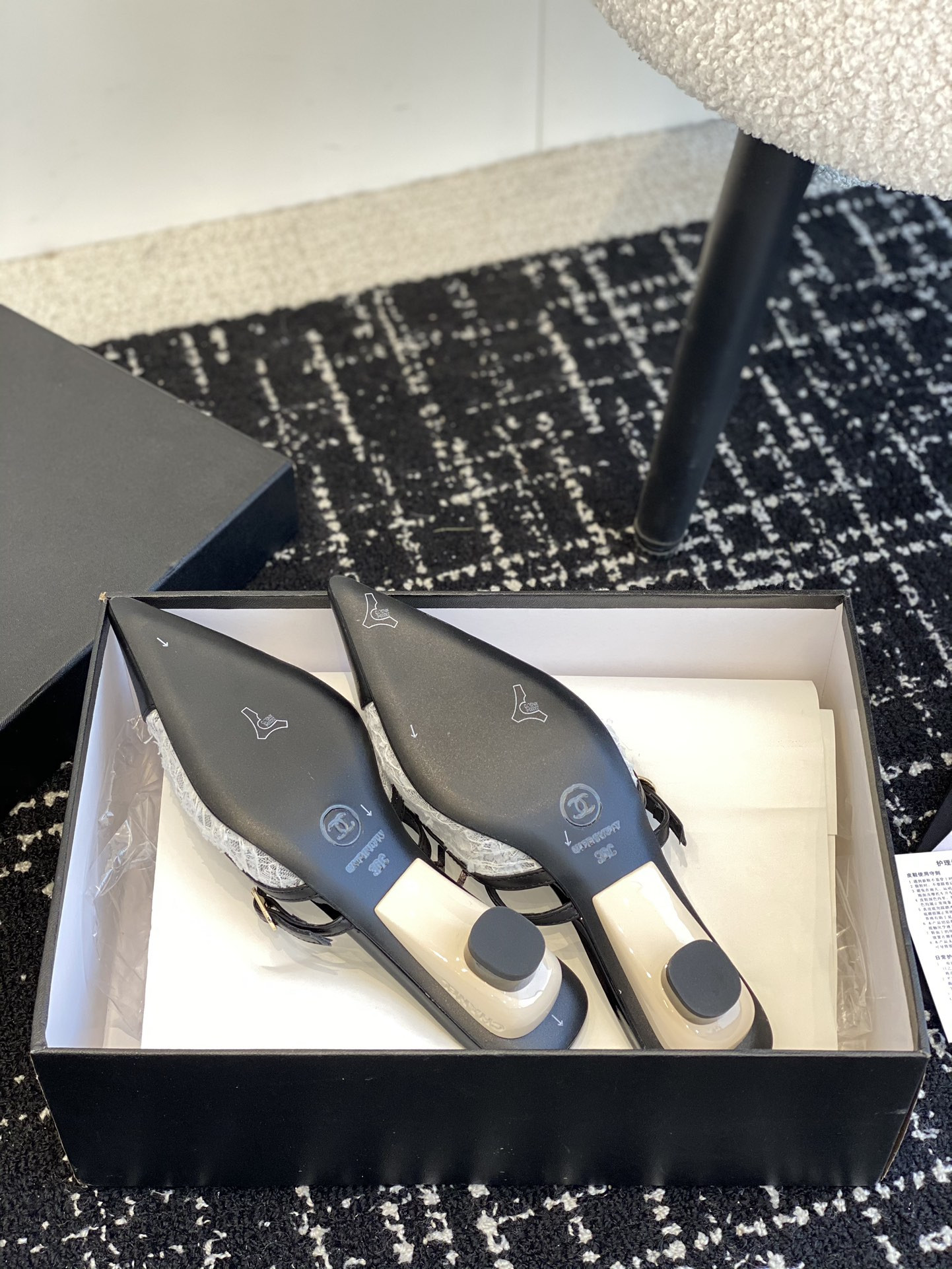 UA Ch**el MULES