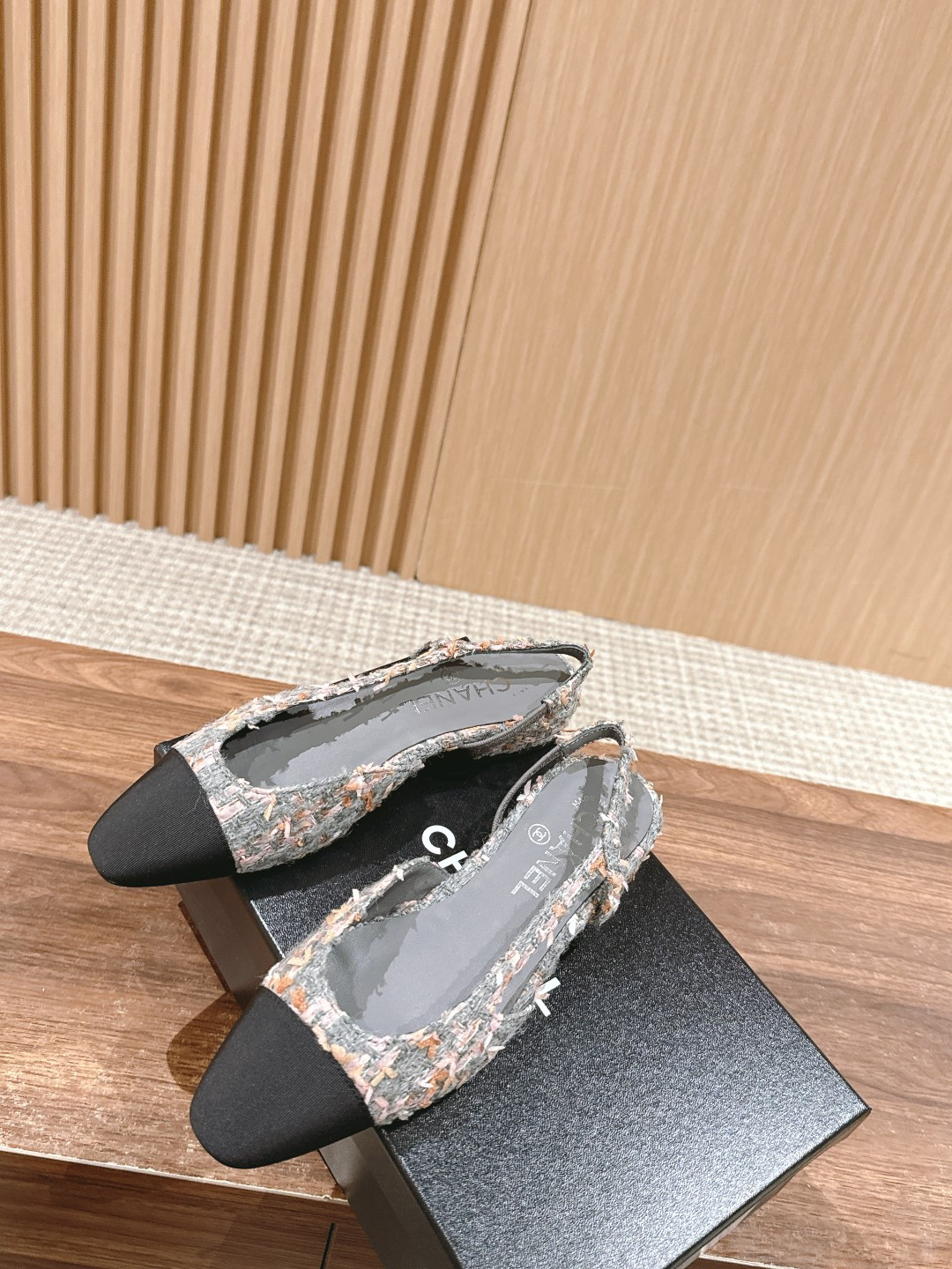 UA Ch**el SLINGBACKS FLAT