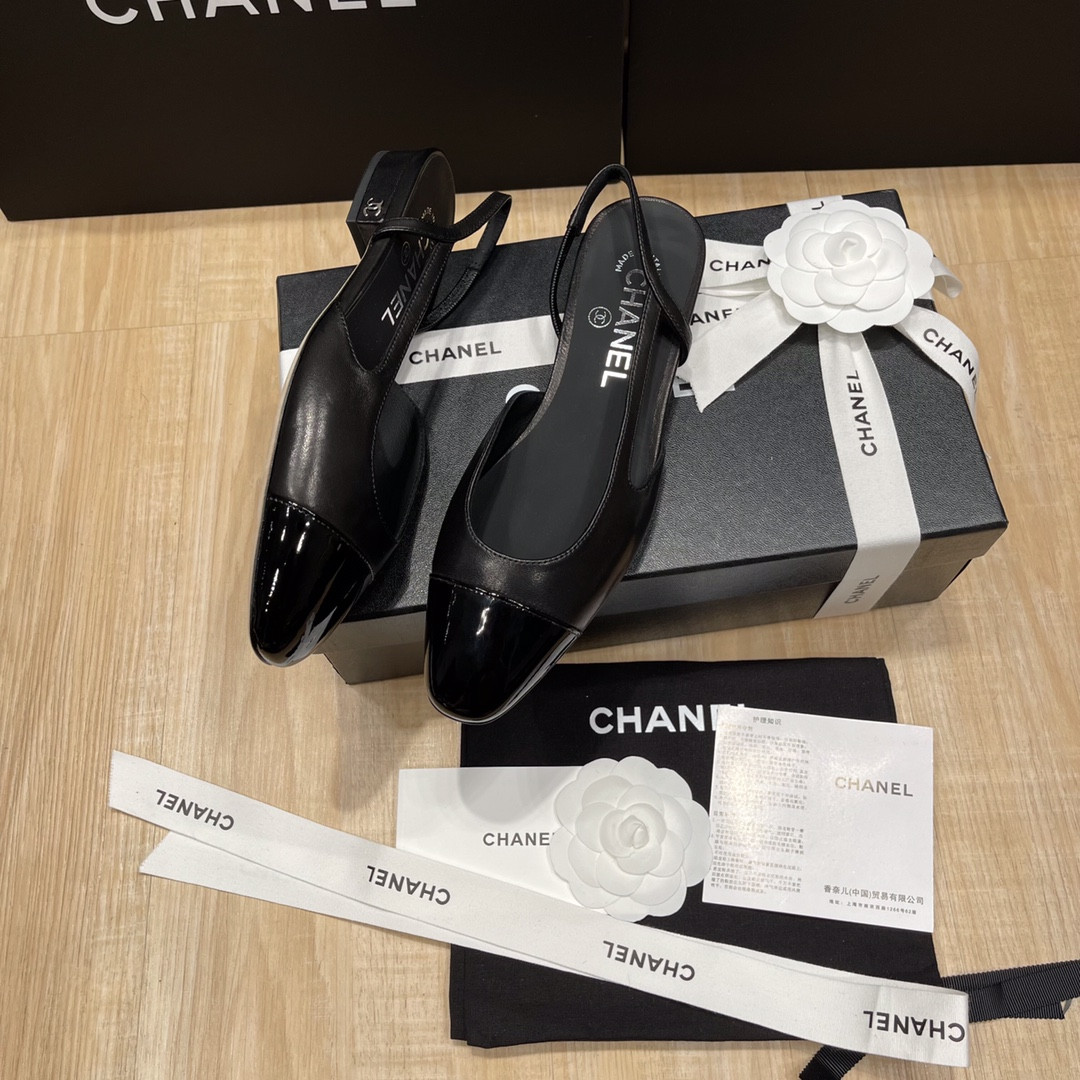 UA Ch**el SLINGBACKS FLAT