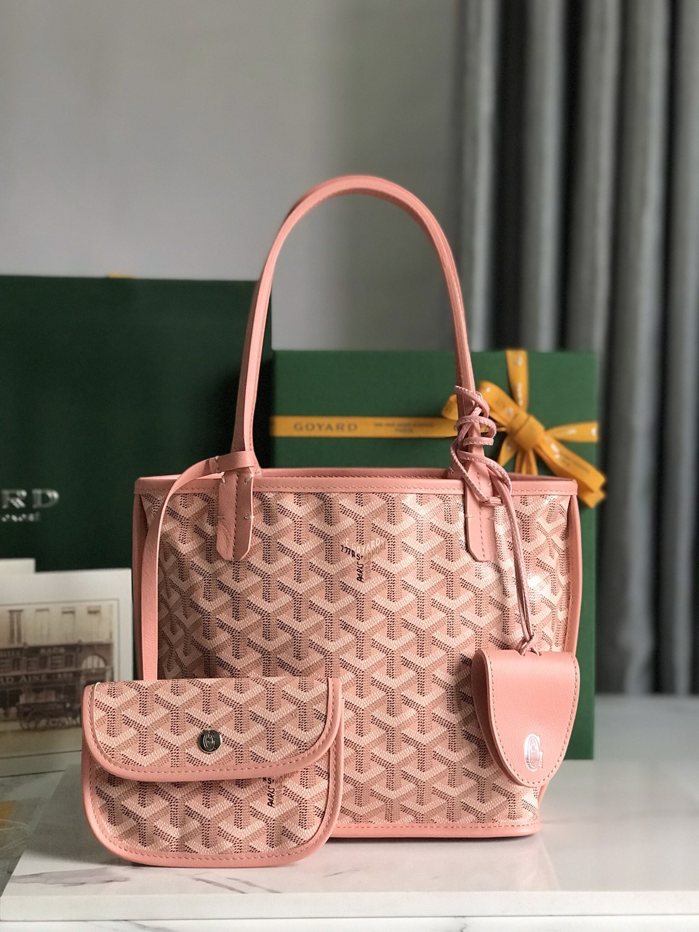 G09ard Anjou Mini Bag 20 cm x 10 cm x 20 cm