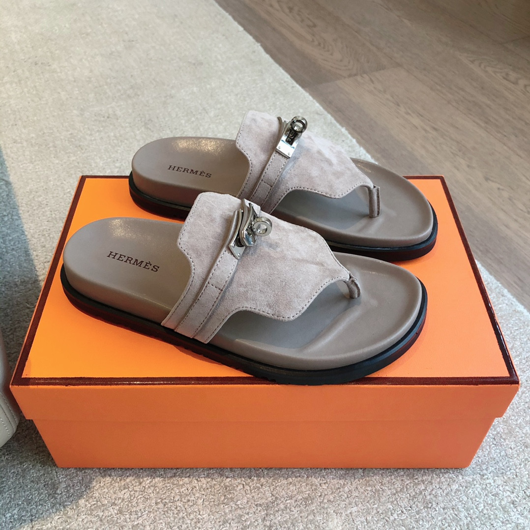 UA H**me5 Empire Sandal