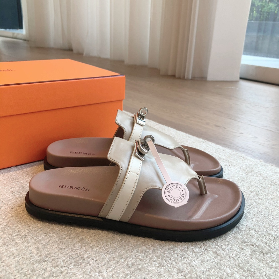 UA H**me5 Empire Sandal