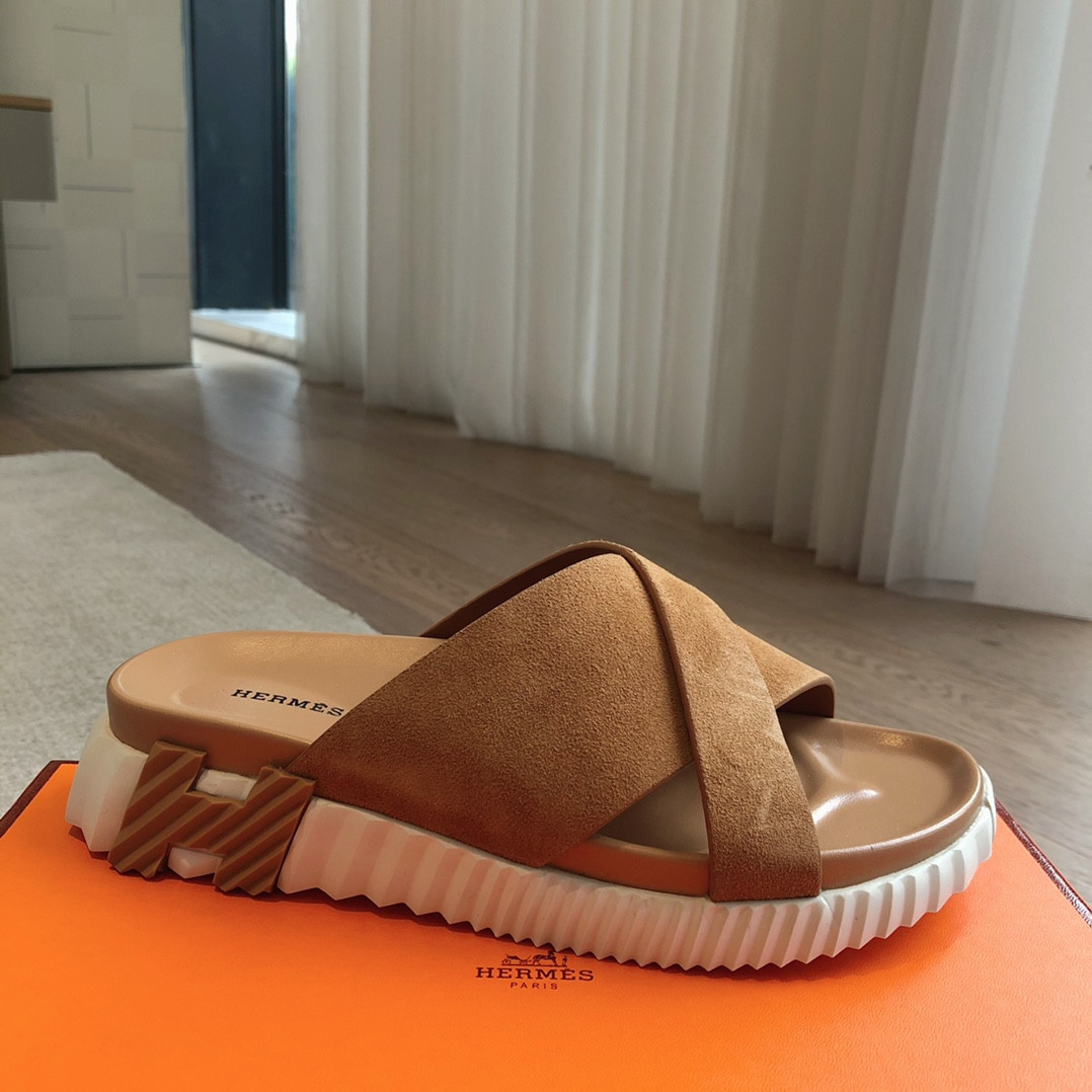 UA H**me5 Infra sandal