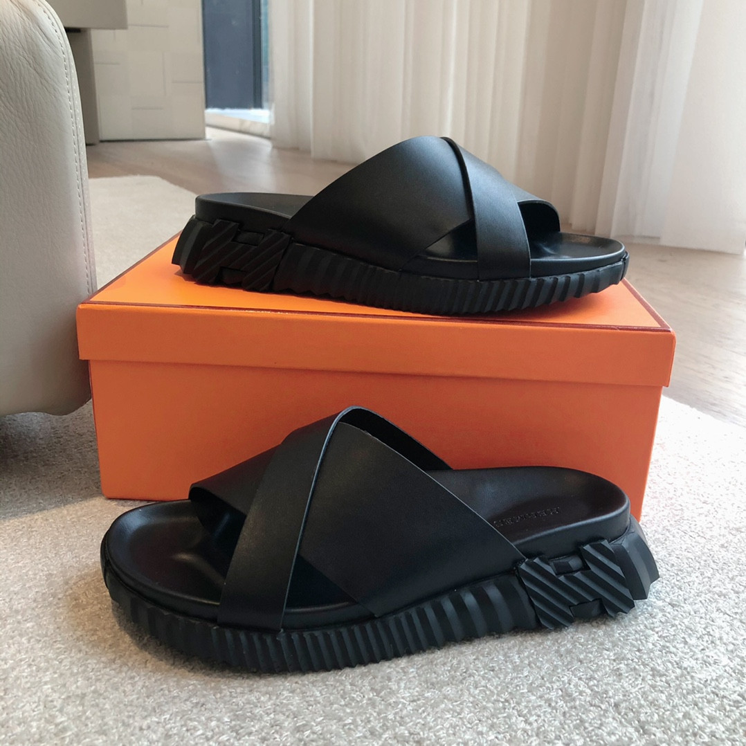 UA H**me5 Infra sandal