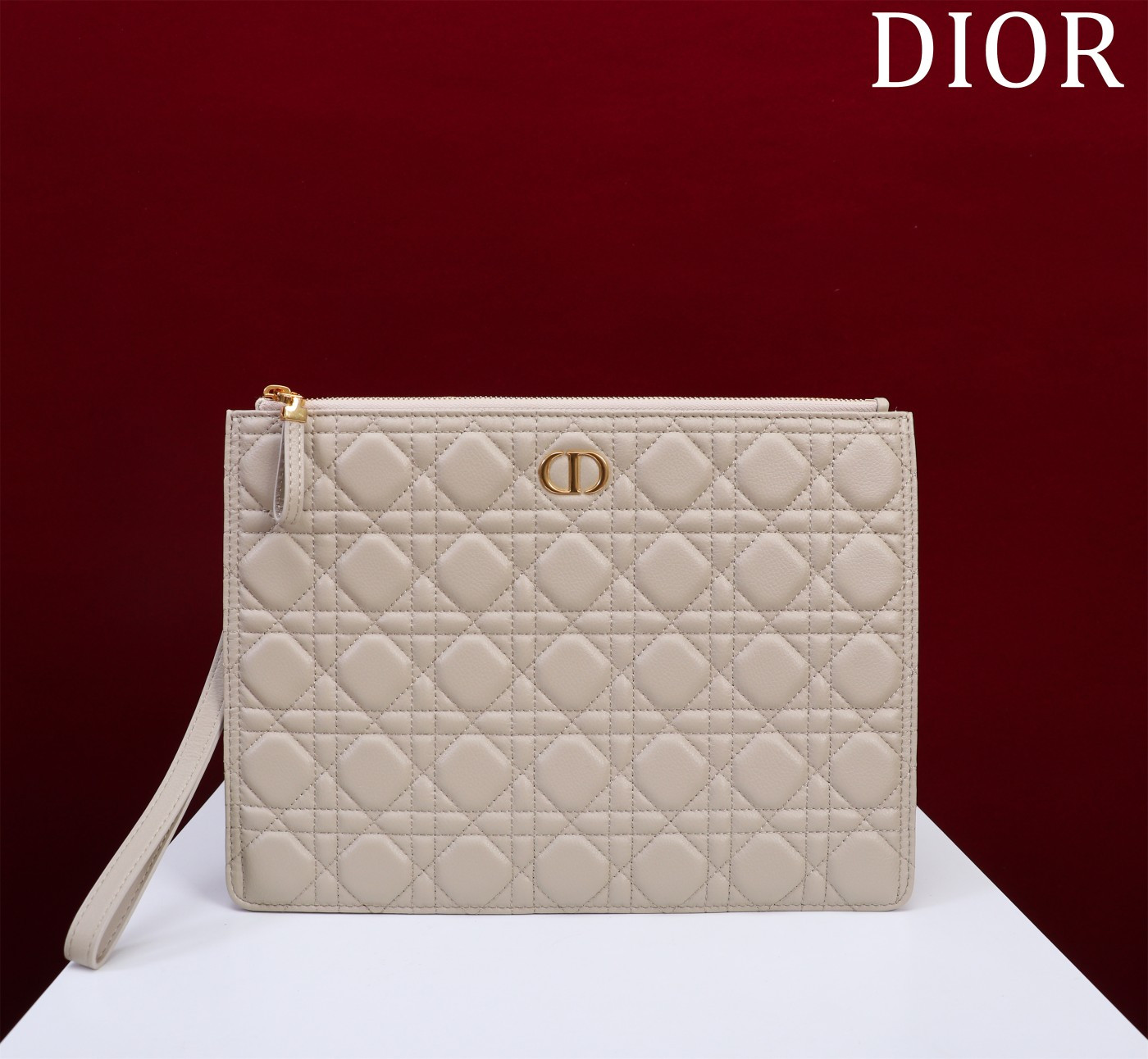 Large D10r Caro Daily Pouch 30 x 21.5 cm