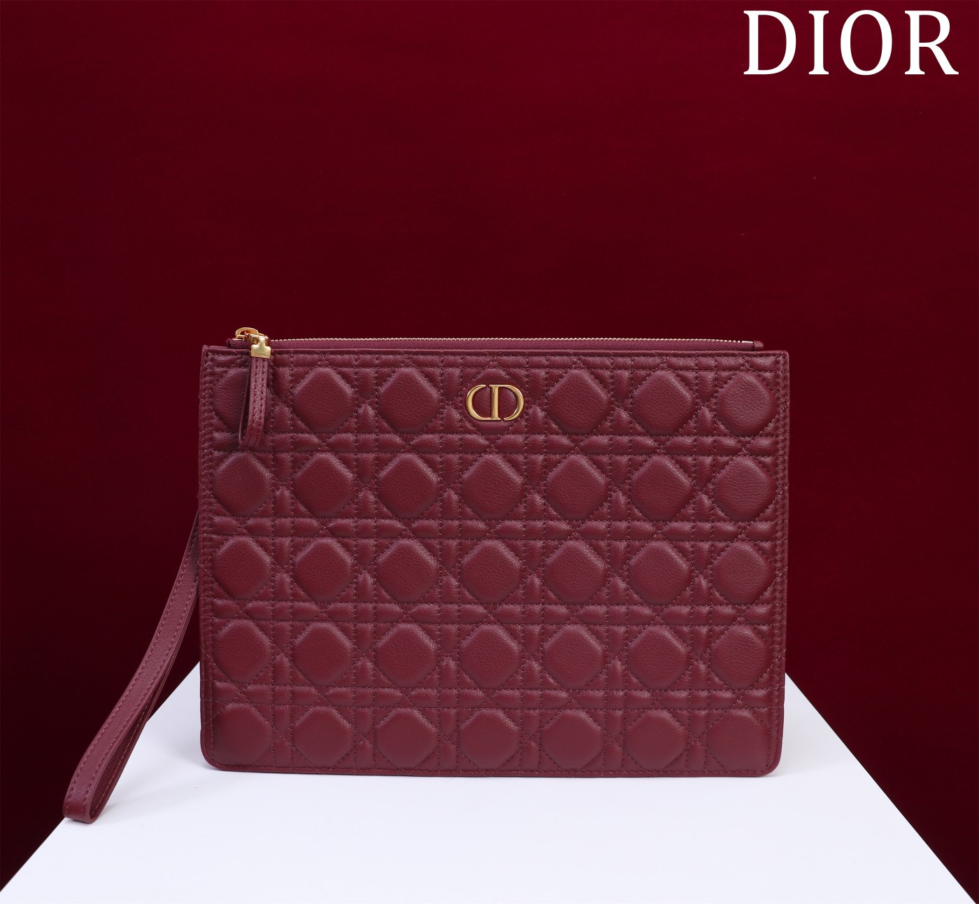 Large D10r Caro Daily Pouch 30 x 21.5 cm