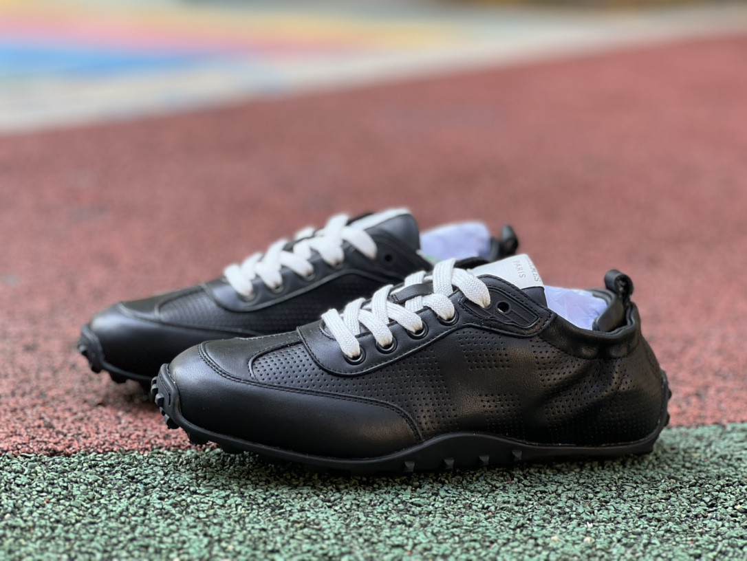 UA H**me5 In Sneaker