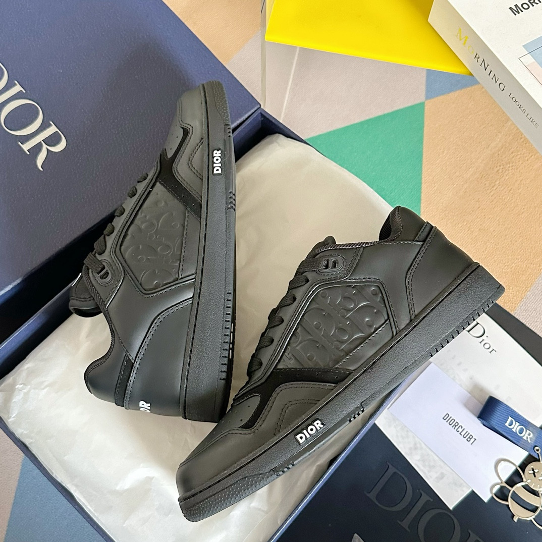 UA D10r B27 Sneaker