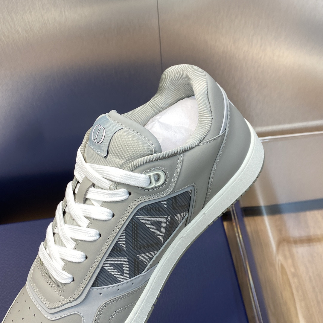 UA D10r B27 Sneaker