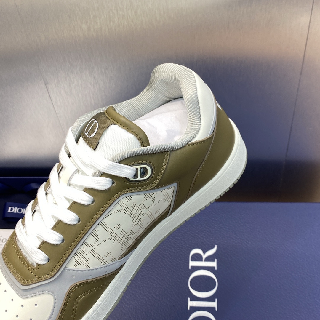 UA D10r B27 Sneaker