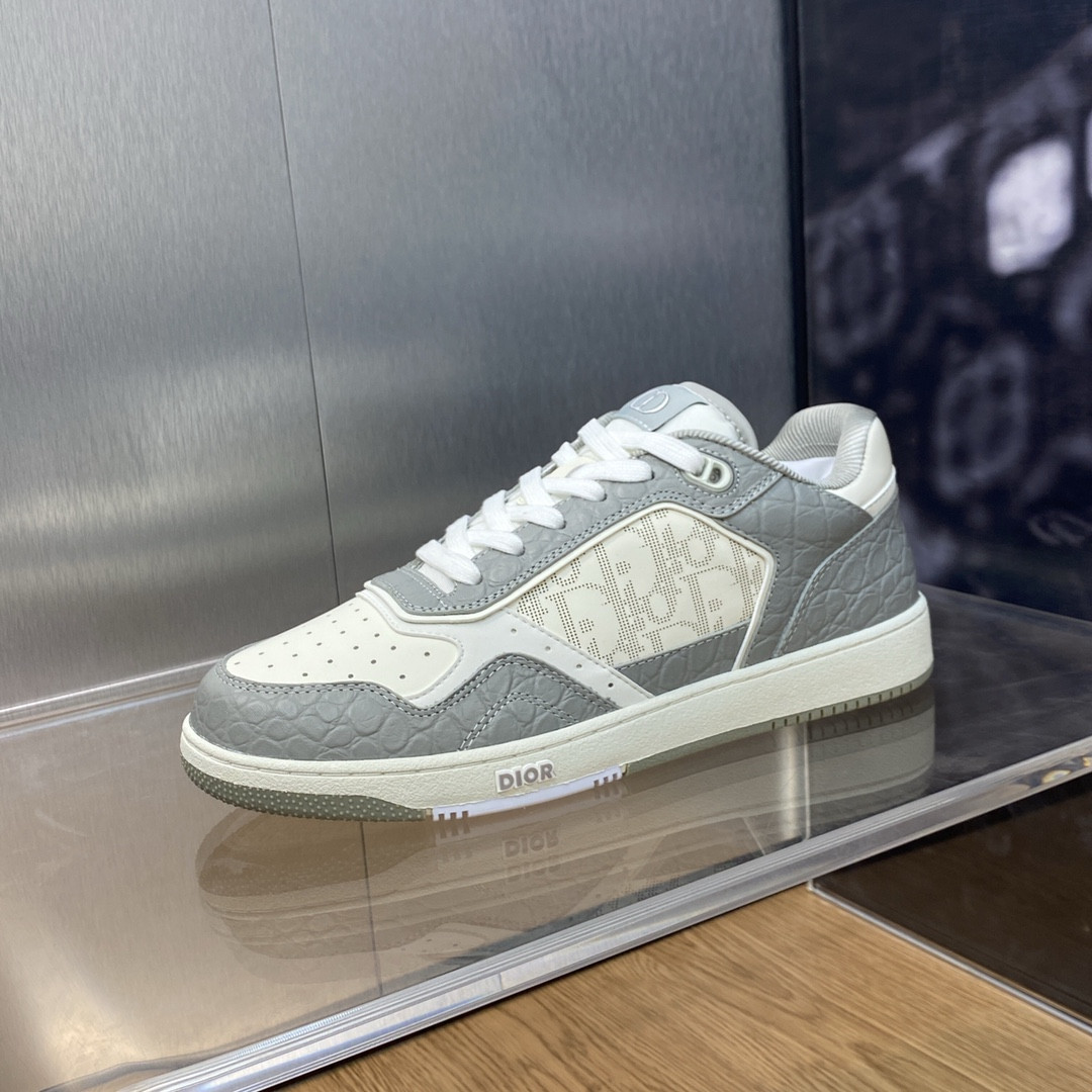 UA D10r B27 Sneaker