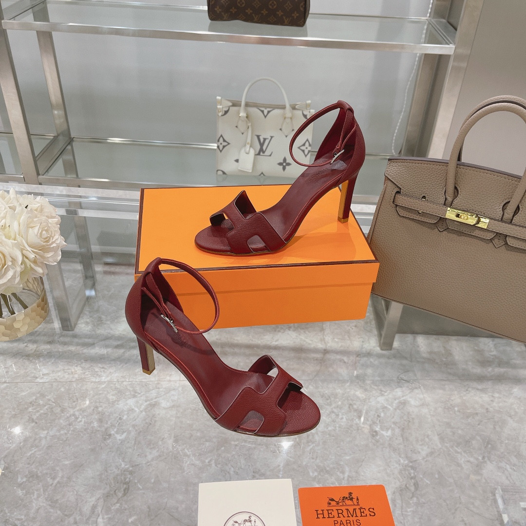 UA H**me5 Heeled Sandal