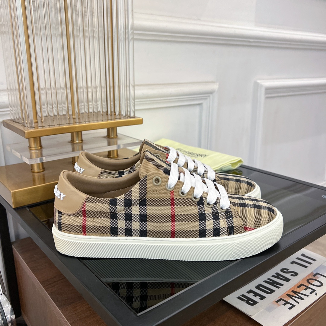 UA Bv*b*rry Check  Sneakers