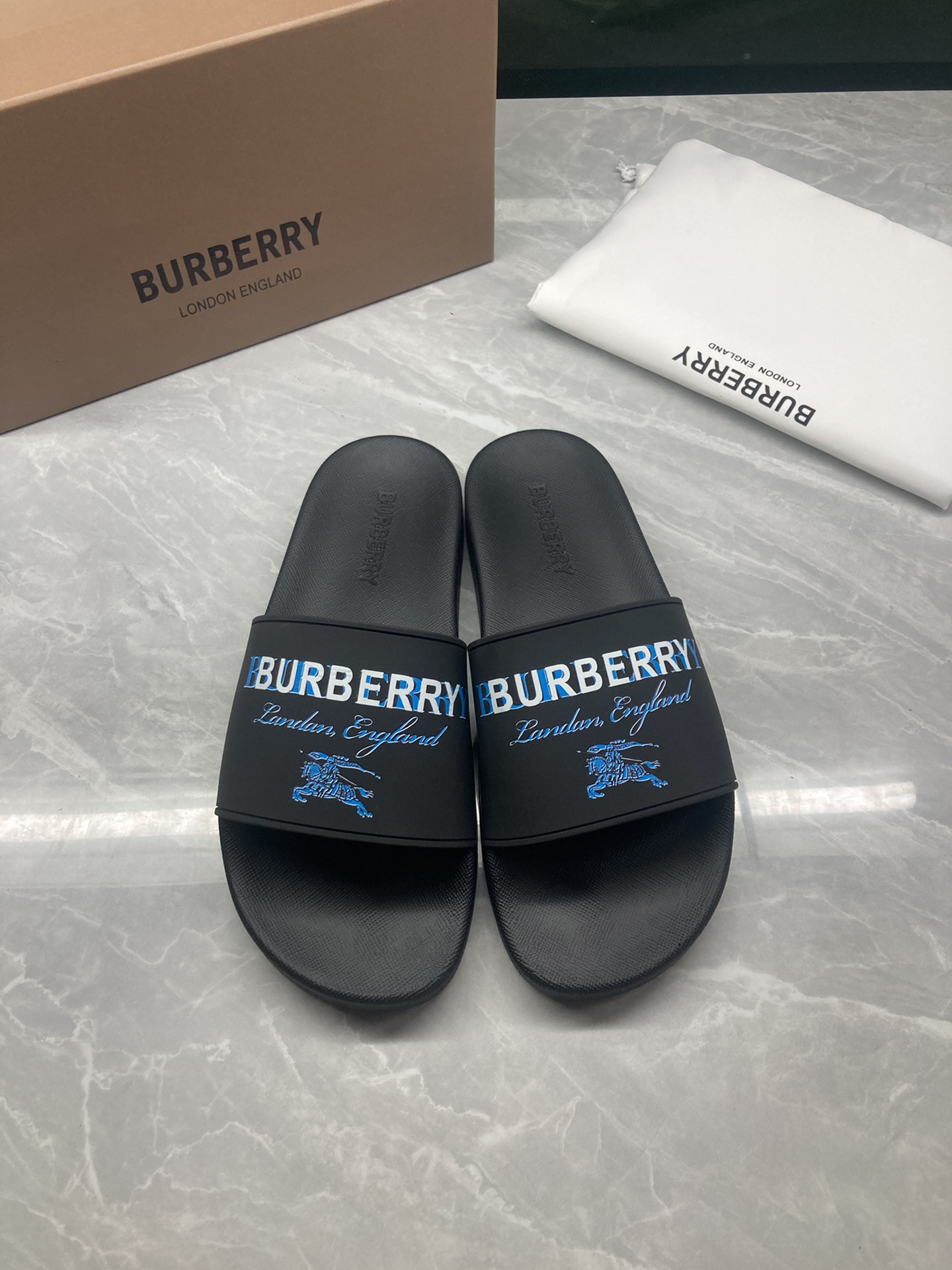 Bv*b*rry Slides