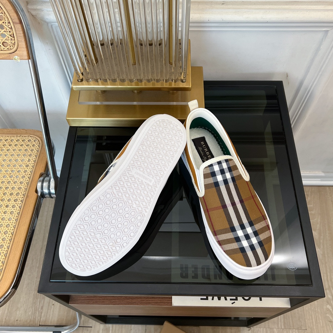 UA Bv*b*rry Slip On Sneakers