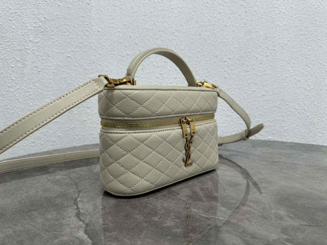 Y51 GABY VANITY BAG IN LAMBSKIN 18 X 11 X 6.5 CM