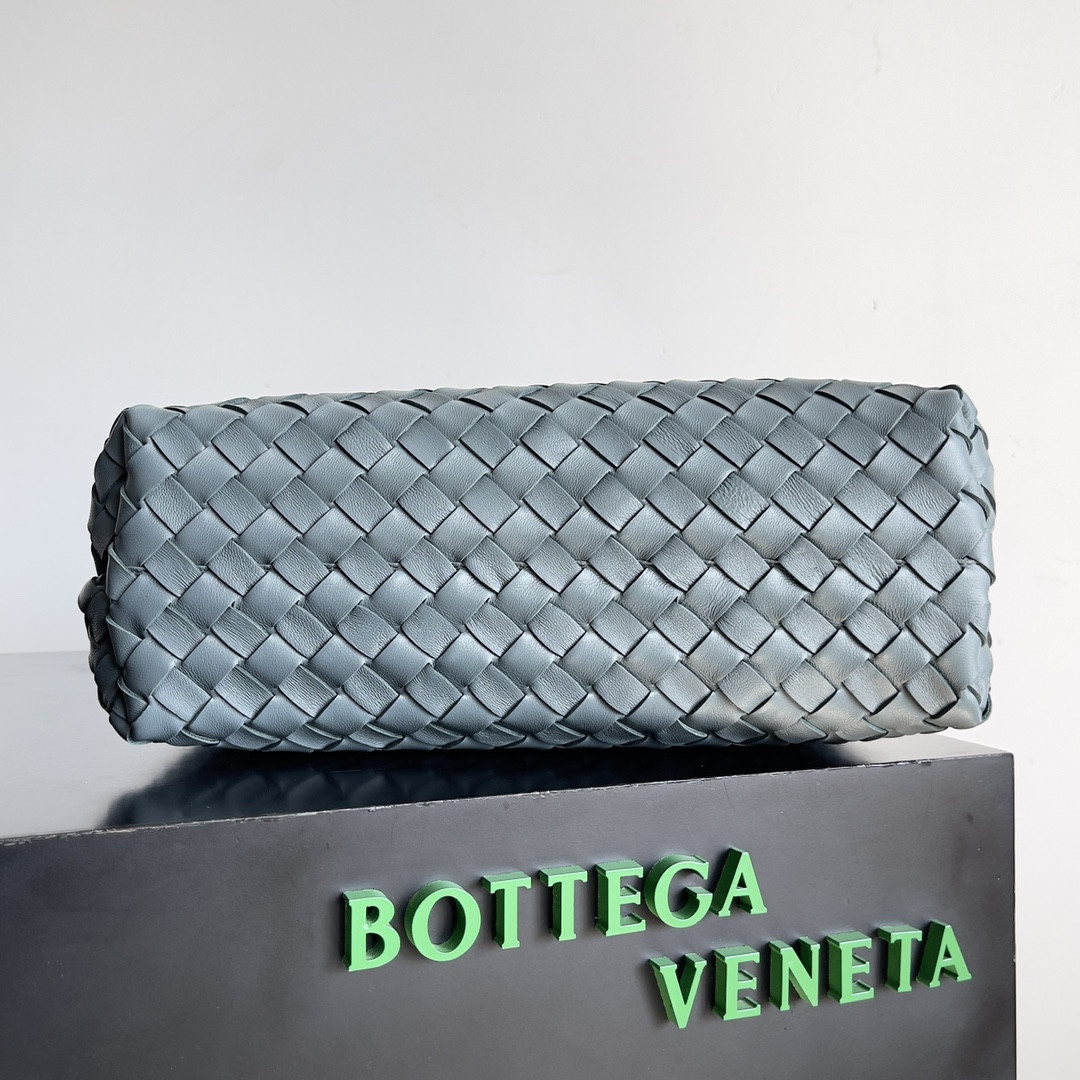 B0tt*ga Ven*ta Medium Andiamo 32x25x11CM