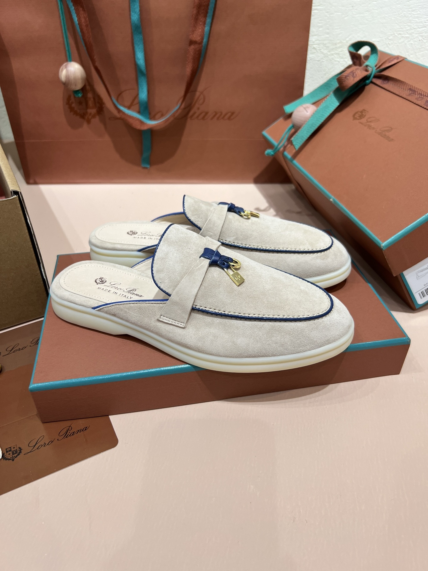 UA L0r0 P1ana Babouche Charms Walk Loafers