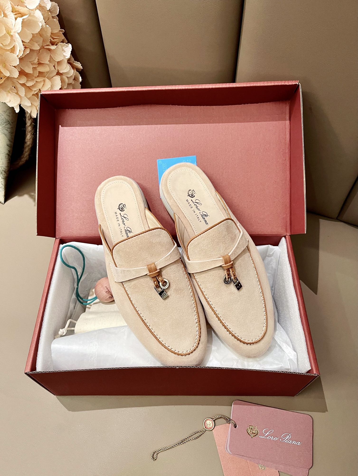 UA L0r0 P1ana Babouche Charms Walk Loafers