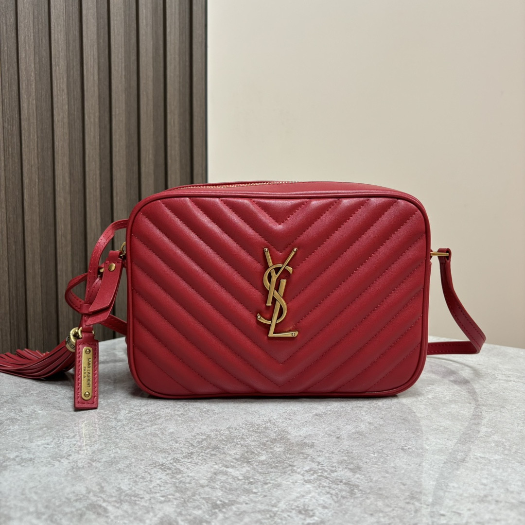 Y51 LOU camera bag in quilted leather 23x16x6cm