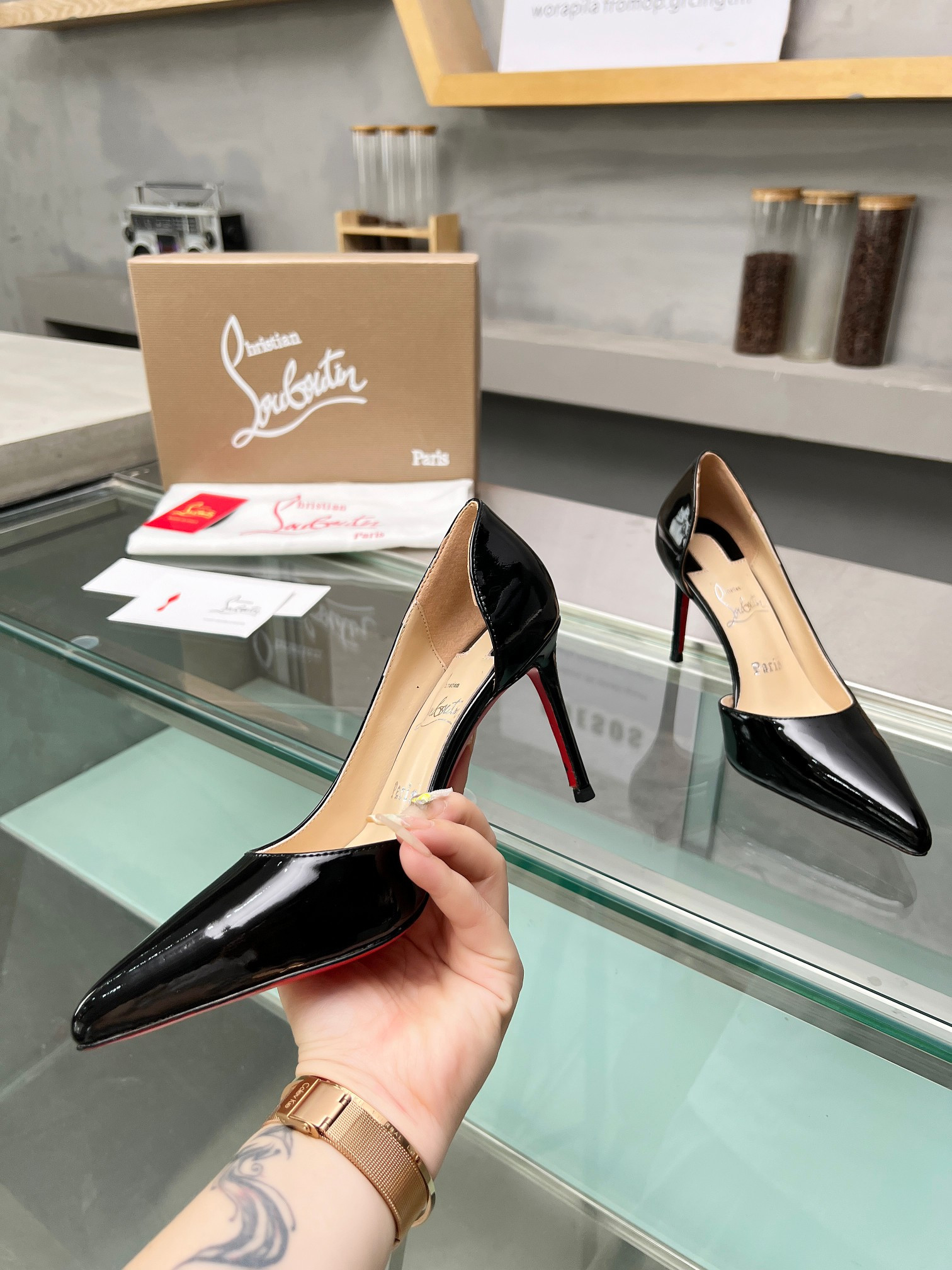 ua chr1st1an louboutin cl red-botT0m shoes