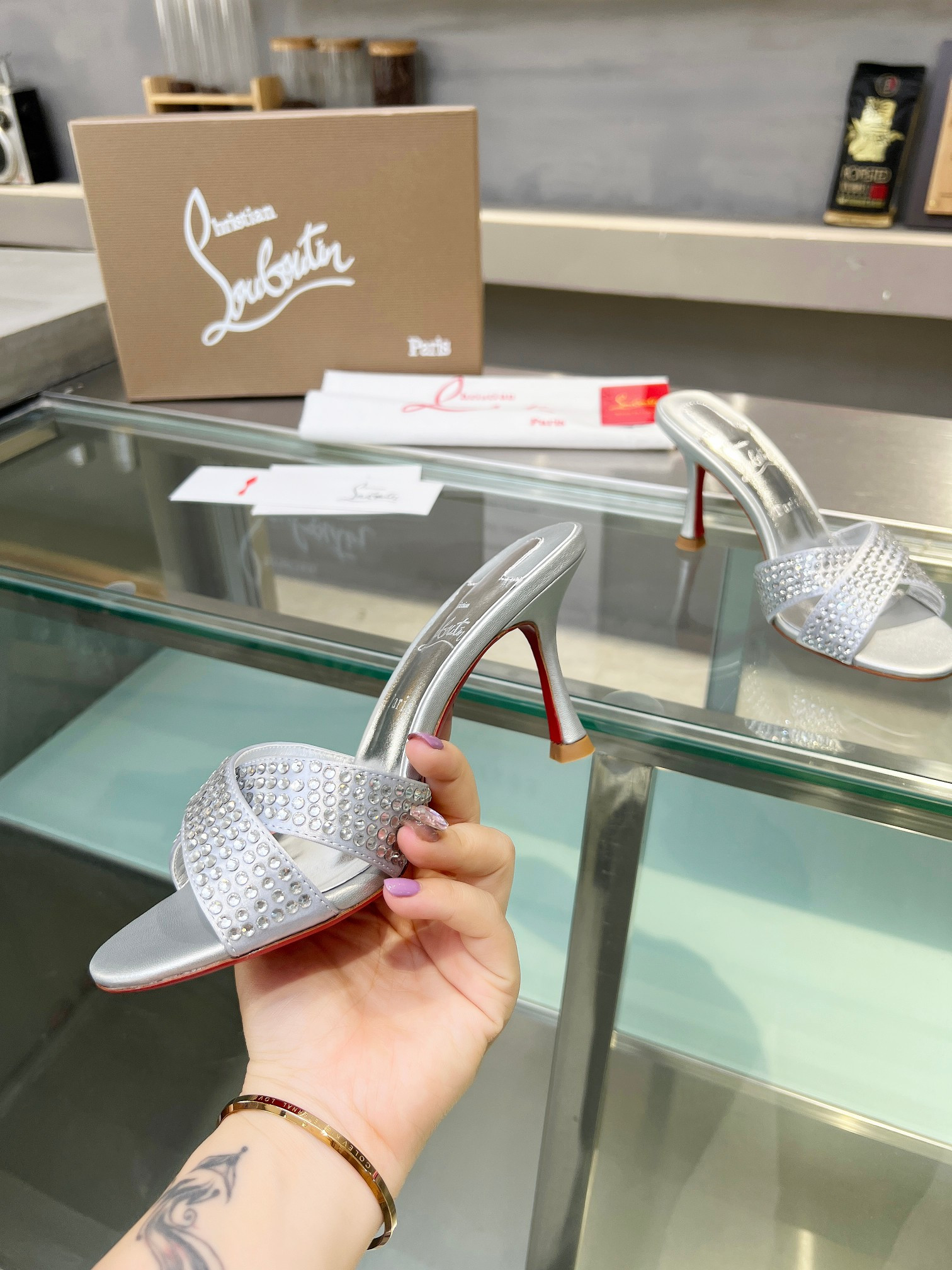 ua chr1st1an louboutin cl red-botT0m shoes