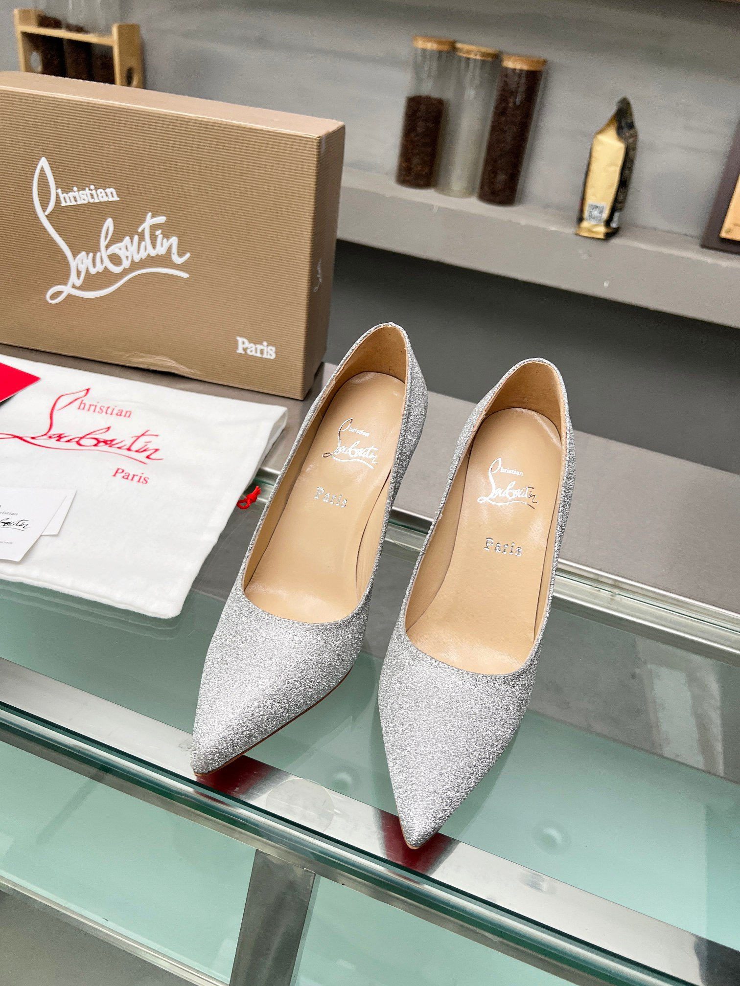 ua chr1st1an louboutin cl red-botT0m shoes