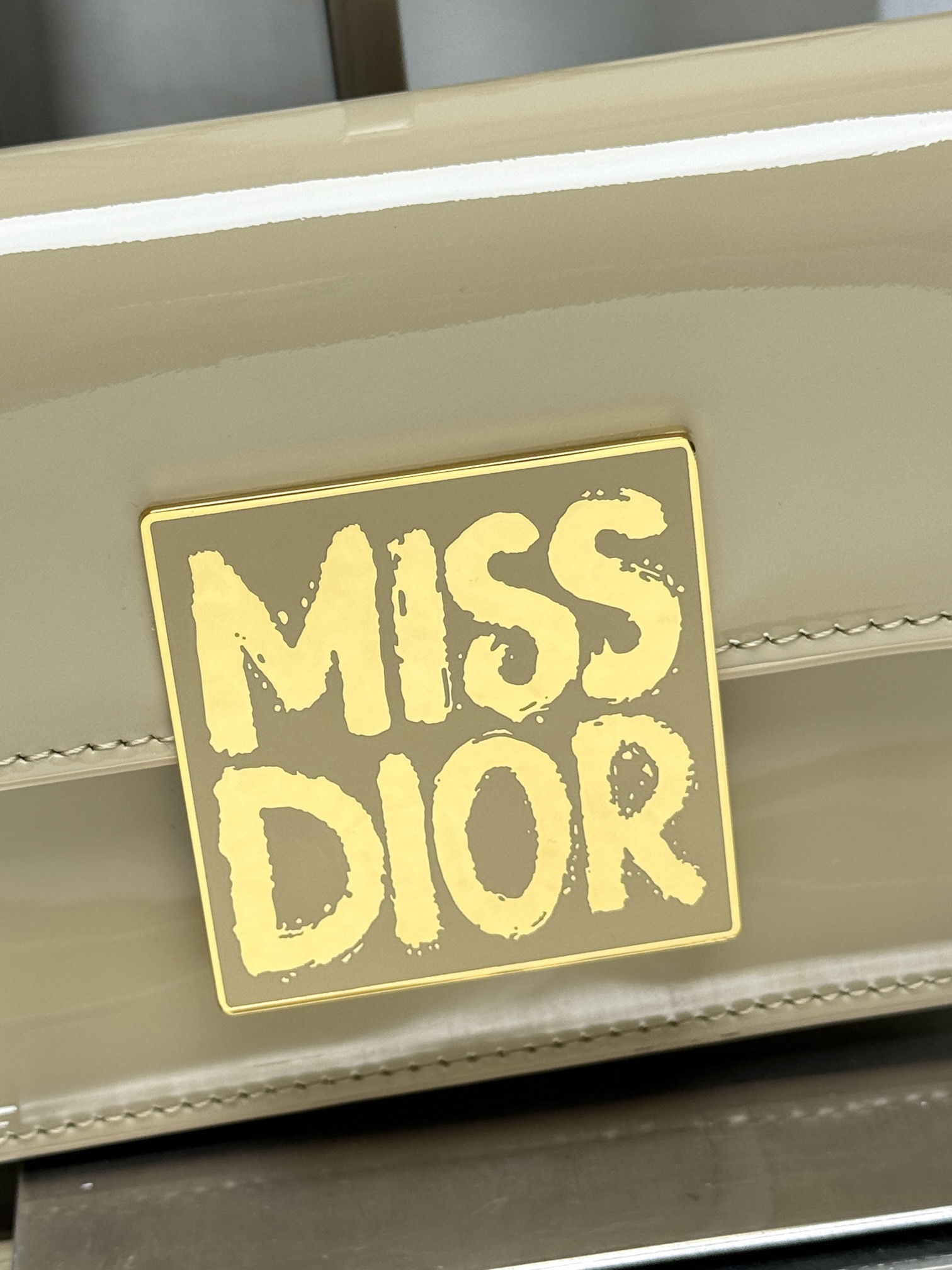 D10r Miss D10r flap bag 22 x 11 x 6 cm(Patent Calfskin)