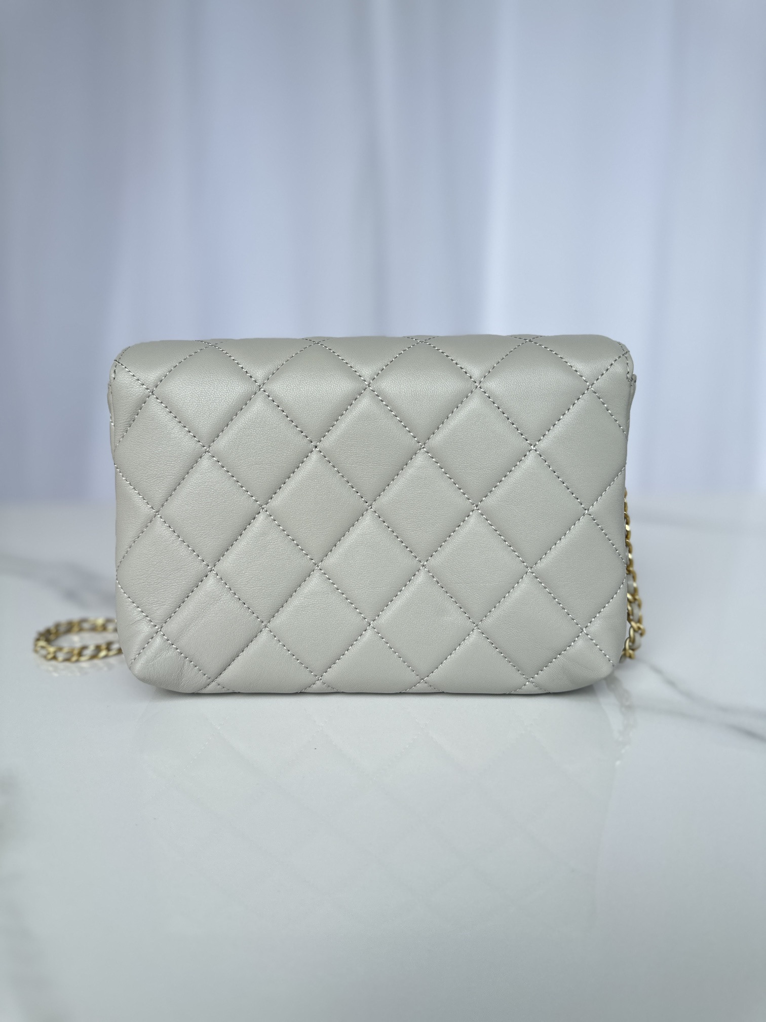 Ch**el Flap Bag 23x15x9cm