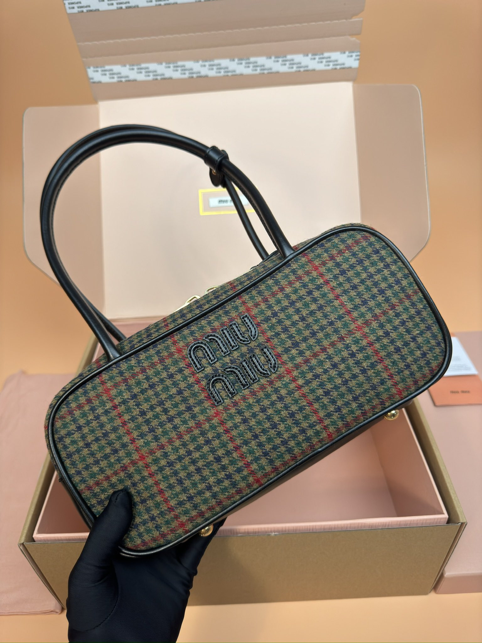 M1v M1v leather beau bag 28×15×9cm
