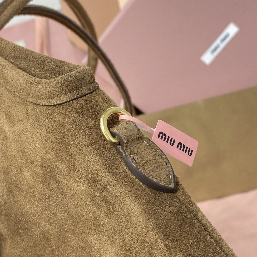 M1v M1v ivy suede bag 40x35cm