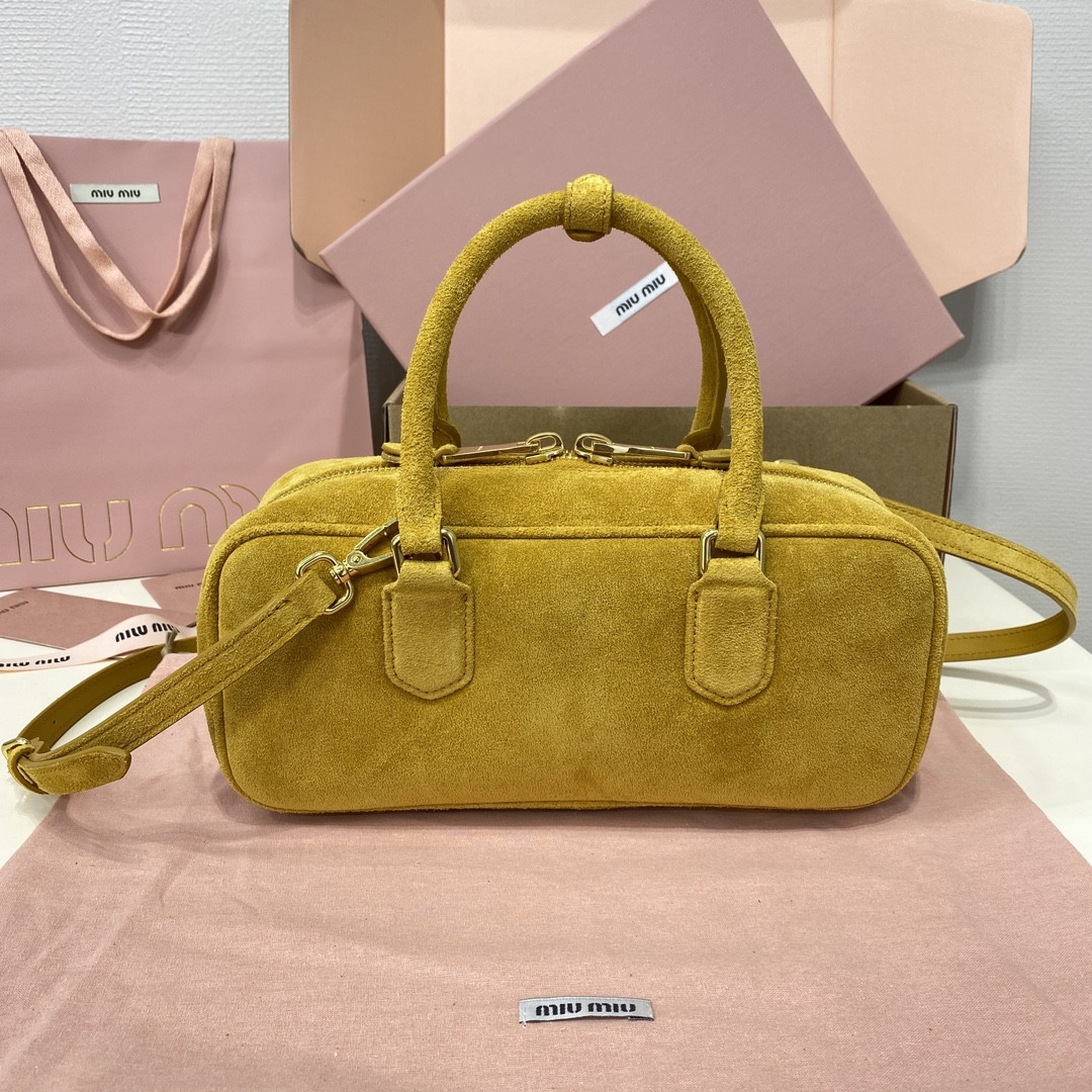 M1v M1v arcadie padded suede top-handle bag 12x27x9cm