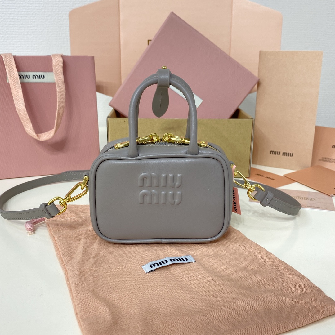 M1v M1v leather micro bag 7x11x4cm