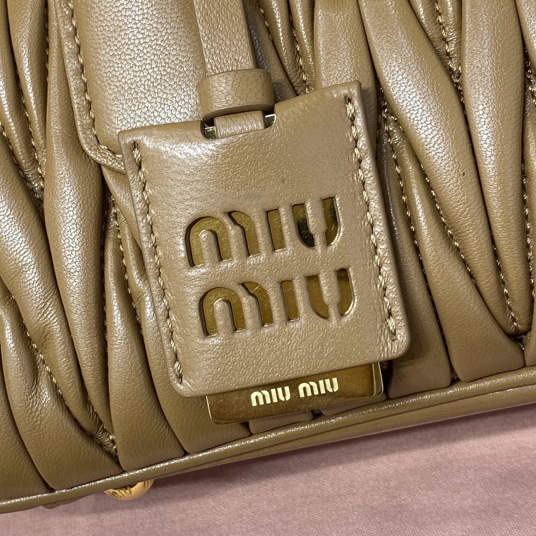 M1v M1v arcadie matelassé nappa leather bag 12x27x9cm