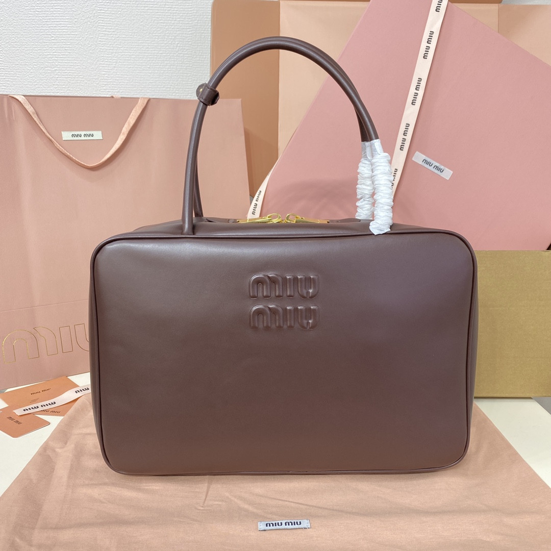 M1v M1v leather beau bag 23x34x10cm