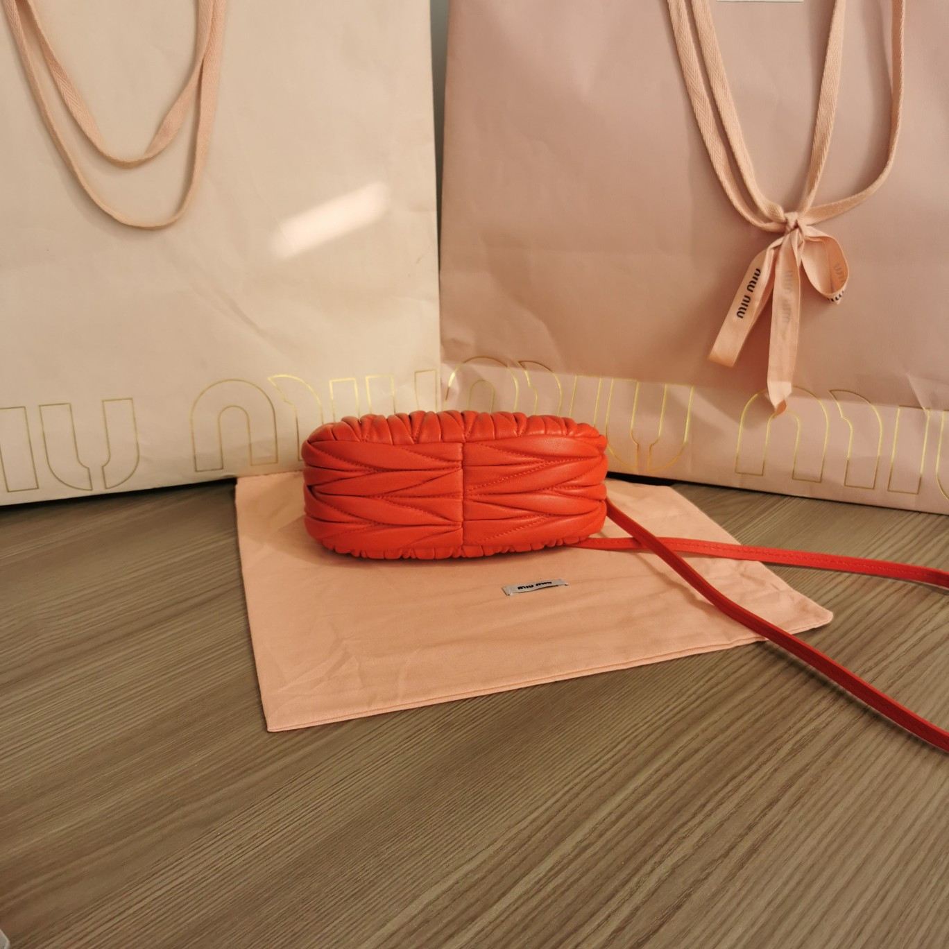 M1v M1v wander matelassé nappa leather hobo mini-bag 14x17.5x5.5cm