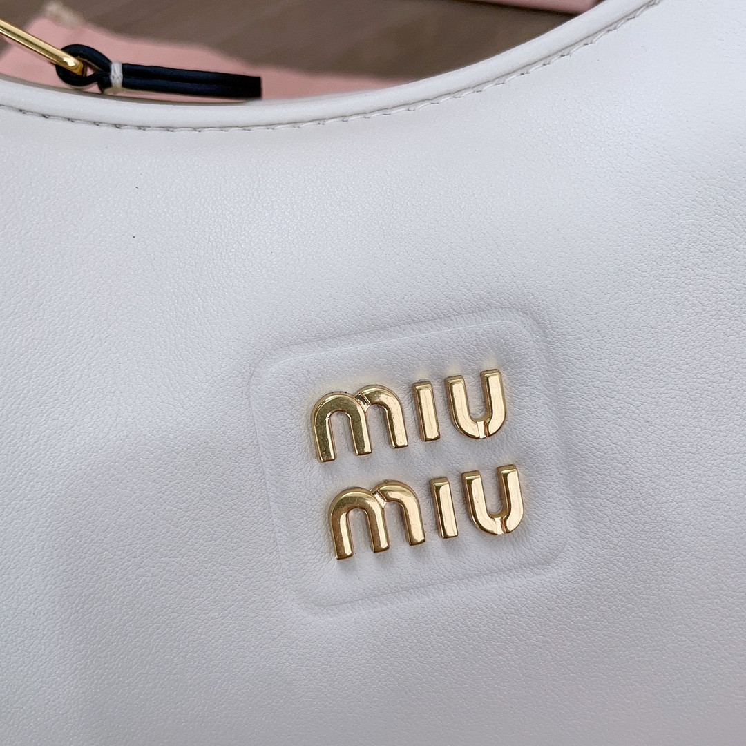 M1v M1v hobo bag 20x17x6cm