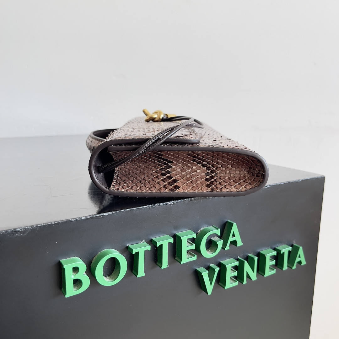B0tt*ga Ven*ta Andiamo Clutch 31x13x3cm