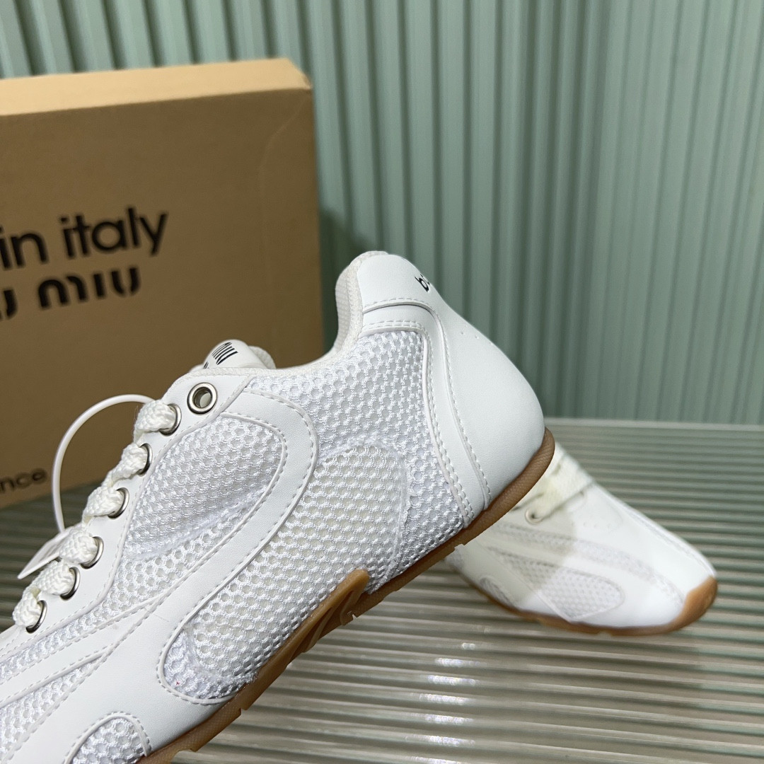 ua m1v m1v x new Ba1an*e sneaker
