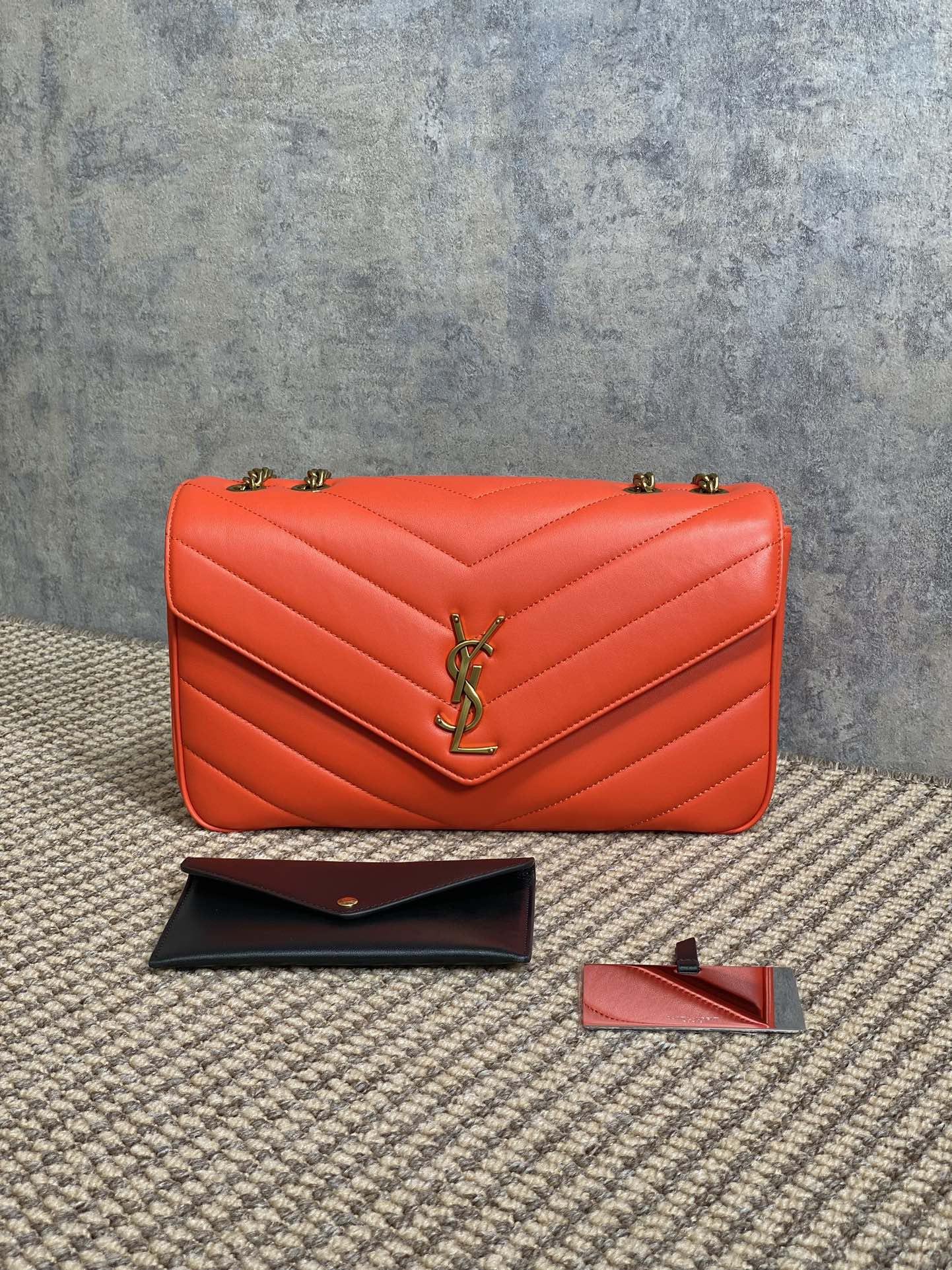 Y51 LOULOU medium in MATELASSÉ lambskin 29x17x8cm