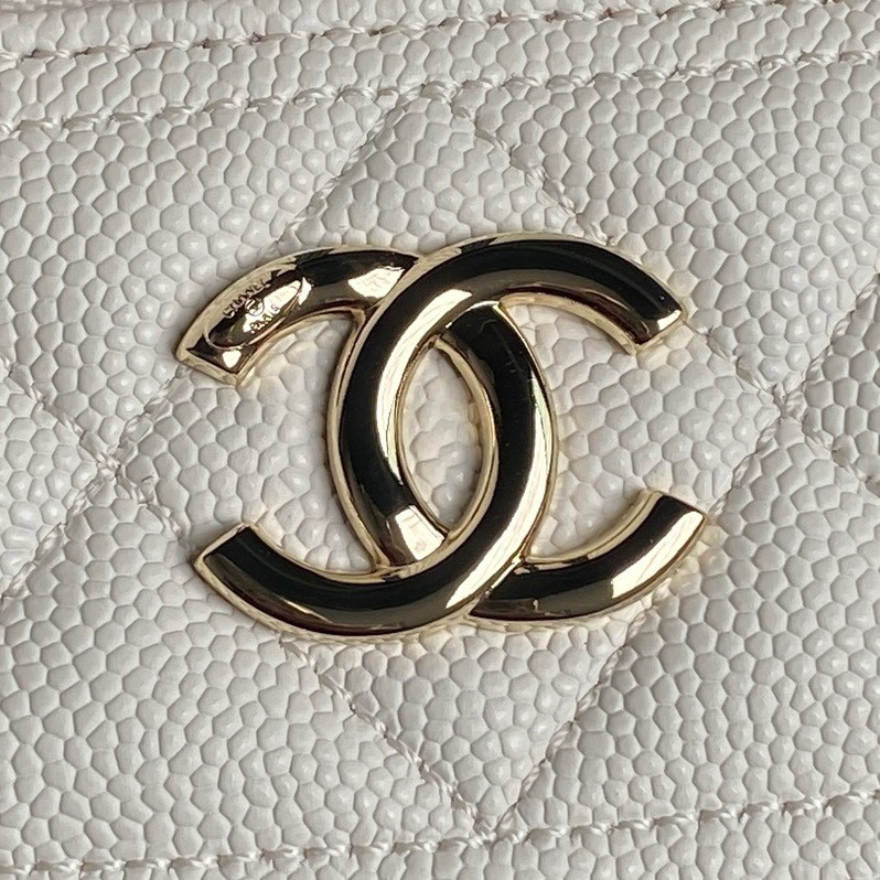 Ch**el LONG VANITY WITH CHAIN 17×19.5×5cm