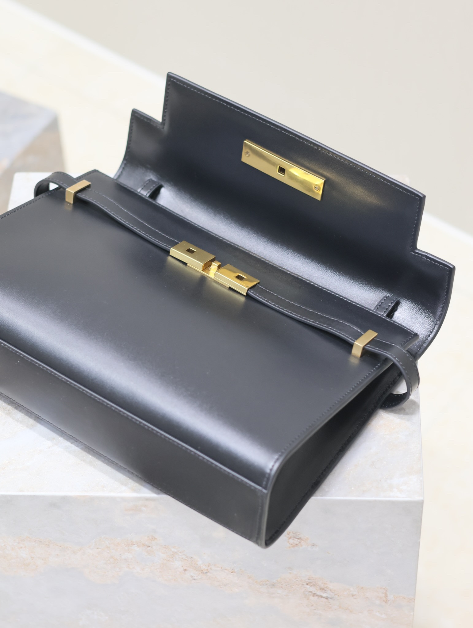 Y51 MEDIUM MANHATTAN in BOX Sa1nt Lau*nt 29x20x7.5cm